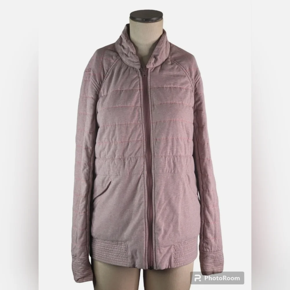 Lululemon Athletica Women's Puffer Jacket in Mauve